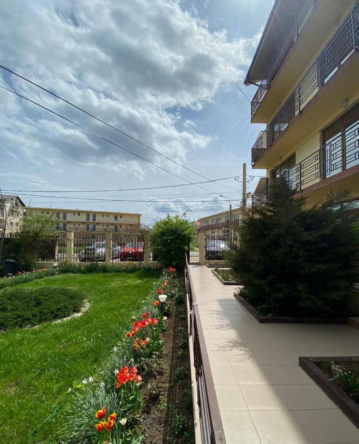 Villa Pescarus Костинещи Екстериор снимка